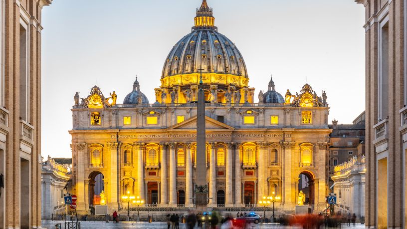 Descubra os segredos e funções pouco conhecidas que movimentam o Vaticano, apresentado por Jose Eduardo De Oliveira e Silva.