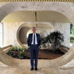 Leonardo Manzan destaca como as diretrizes da OCDE estão moldando a modernização e a transparência do sistema tributário brasileiro.