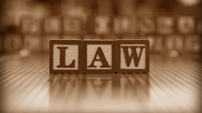 Hebron Costa Cruz de Oliveira reforça que introspecção no mundo moderno no Direito melhora clareza, foco e maturidade profissional.