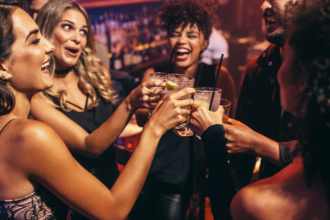 Festa do J3News redefine eventos corporativos ao unir tecnologia, conforto e segurança em nova experiência social