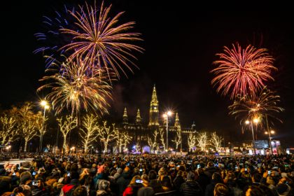 A Maior Festa de Réveillon do Mundo: Como o Brasil Transformou a Virada do Ano em um Fenômeno Turístico Global