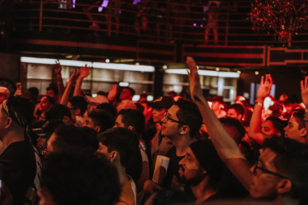 Shows públicos em ano eleitoral: como as regras de 2026 podem afetar festas e eventos no Brasil
