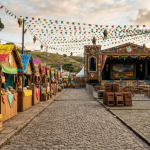 Turismo de eventos impulsiona economia brasileira e reforça importância das festas para cultura e geração de renda
