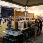 Nova regra muda festas e shows no Brasil: eventos terão de oferecer água grátis e proteger compradores de ingressos